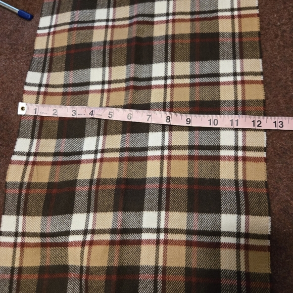 100% Scottish Cashmere Scarff In Red, Brown And Tan Plaid 63in Long 12in Wide - Picture 5 of 5